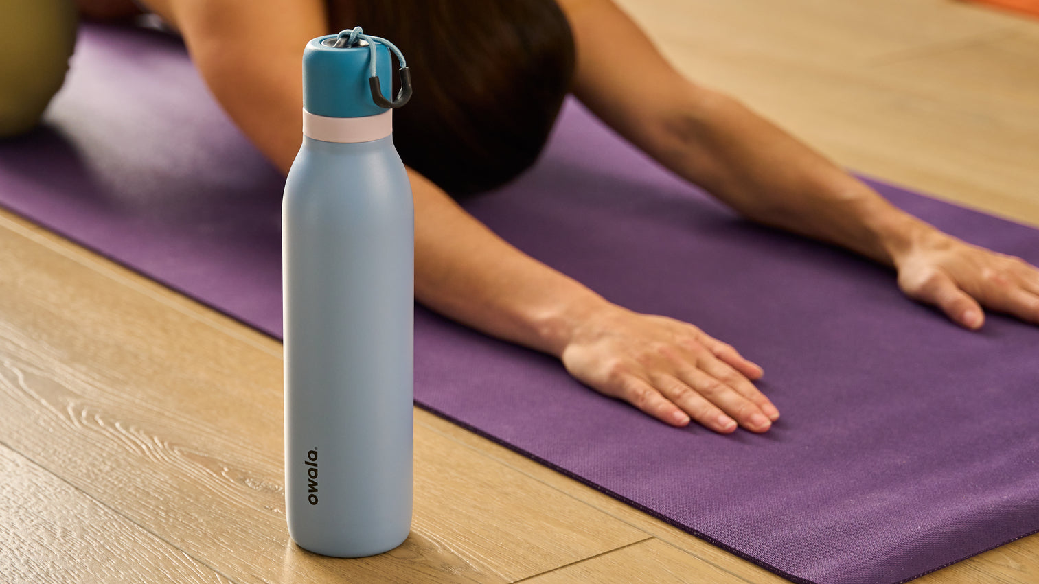 Blue Twist Lid Water Bottle - Owala - Yoga